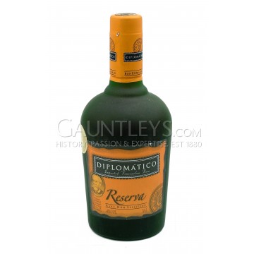 Destilerias Unidas Diplomatico Reserva 40%
